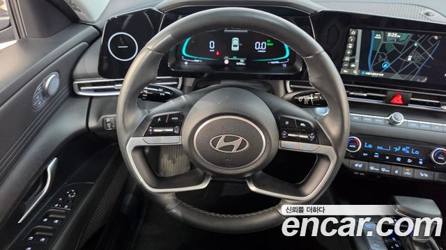 Hyundai AVANTE 2024 — photo 19