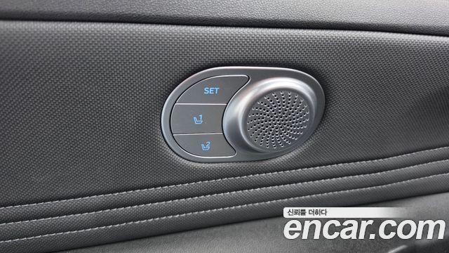 Hyundai AVANTE 2024 — photo 28