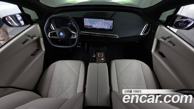 BMW iX 2025 — photo 10