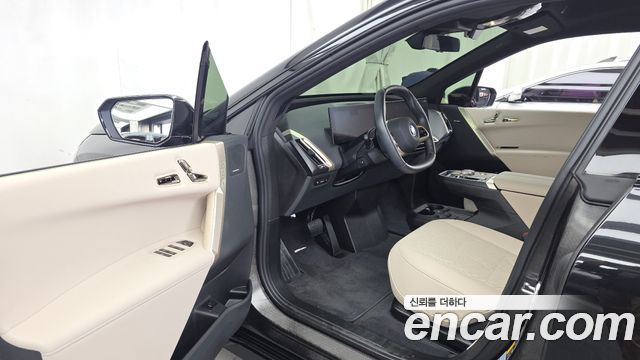 BMW iX 2025 — photo 13