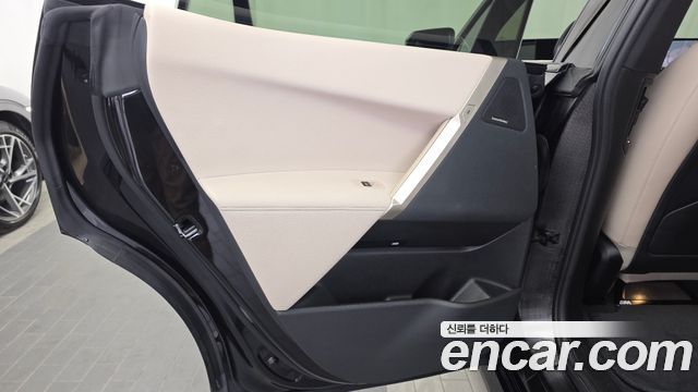 BMW iX 2025 — photo 15