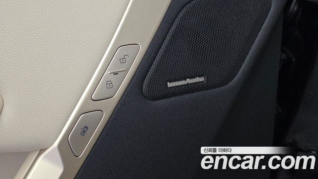 BMW iX 2025 — photo 30