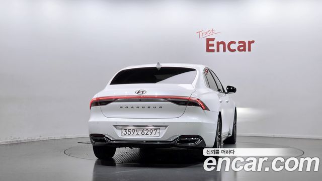 Hyundai Grandeur 2022 — photo 4