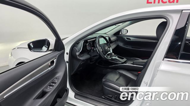Hyundai Grandeur 2022 — photo 13