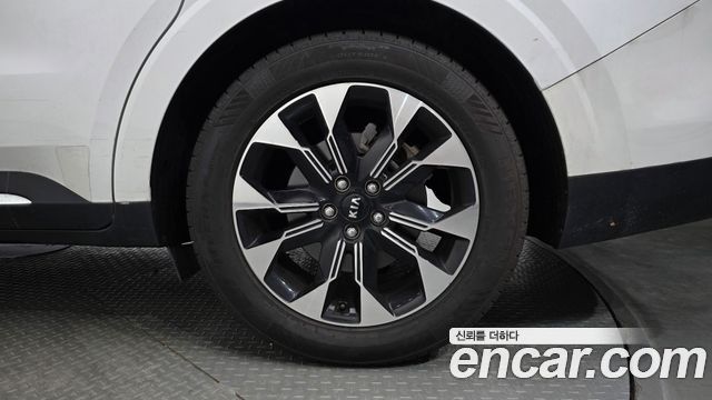 Kia Canival 2021 — photo 7
