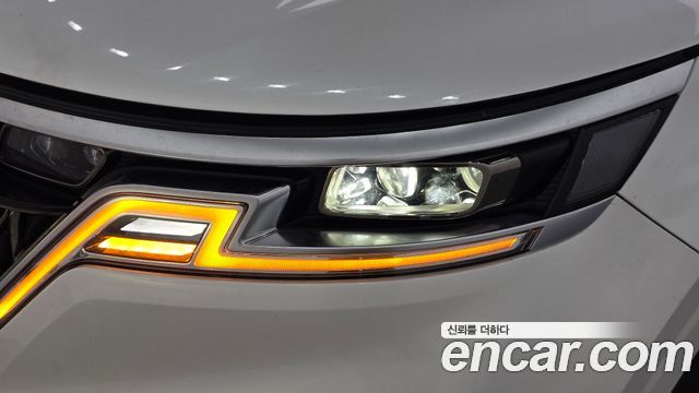 Kia Canival 2021 — photo 8