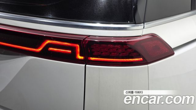 Kia Canival 2021 — photo 9