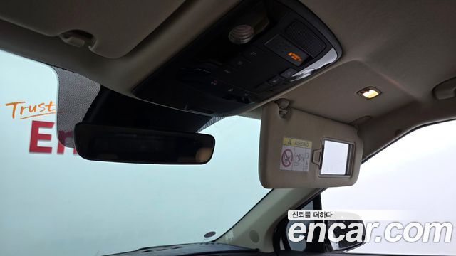 Kia Canival 2021 — photo 32