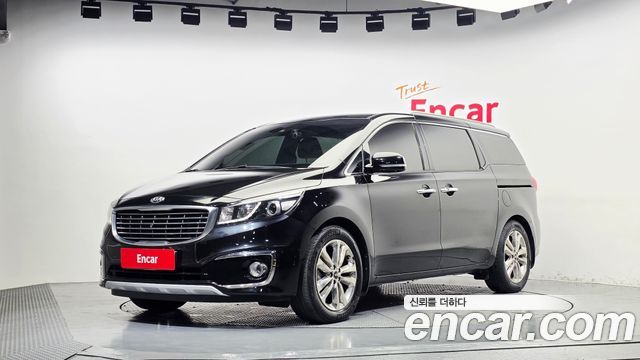 Kia Canival 2015 — photo 1