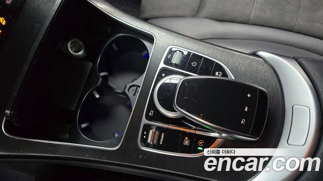Mercedes-Benz GLC-Class 2019 — photo 22