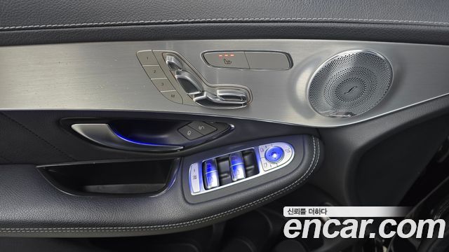 Mercedes-Benz GLC-Class 2019 — photo 23