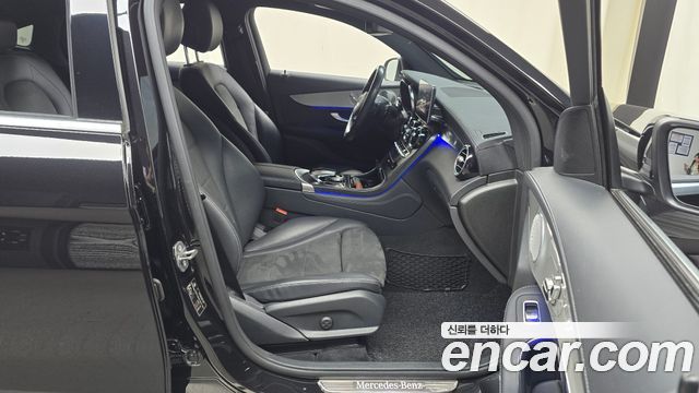Mercedes-Benz GLC-Class 2019 — photo 16