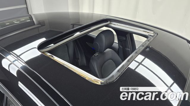 Mercedes-Benz GLC-Class 2019 — photo 28