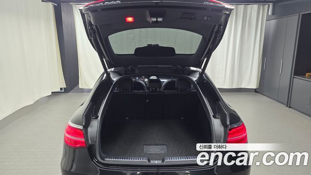 Mercedes-Benz GLC-Class 2019 — photo 30