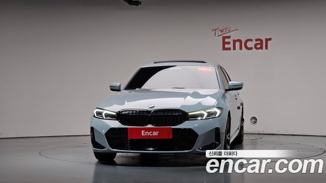 BMW 3-Series 2023 — photo 3