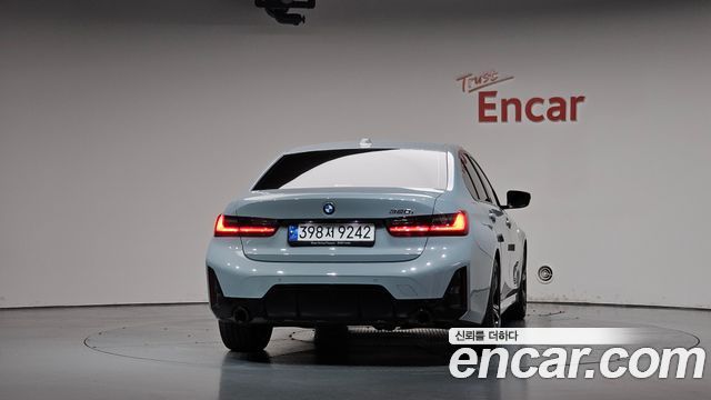 BMW 3-Series 2023 — photo 4