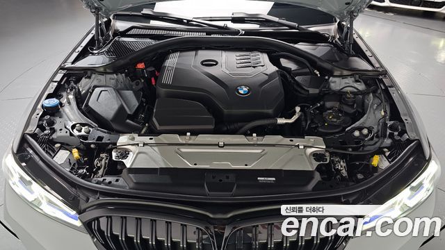 BMW 3-Series 2023 — photo 6