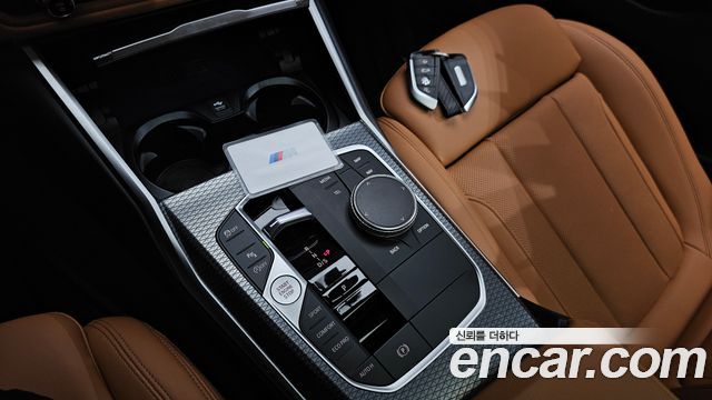 BMW 3-Series 2023 — photo 12