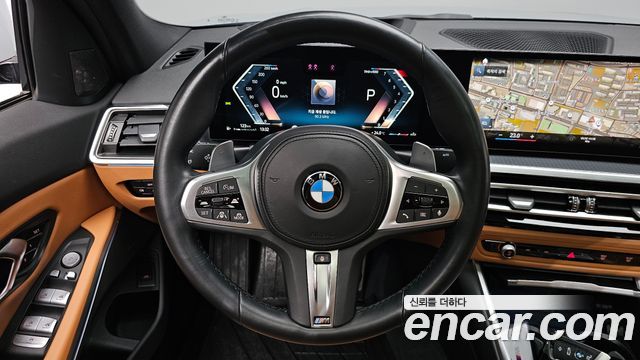 BMW 3-Series 2023 — photo 19