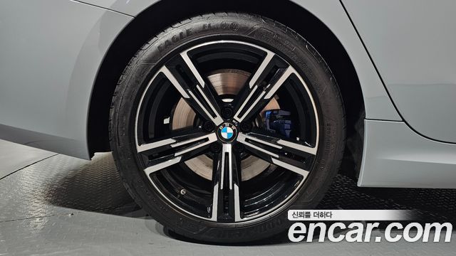 BMW 3-Series 2023 — photo 7
