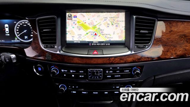 Hyundai Equus 2015 — photo 14