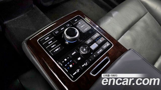 Hyundai Equus 2015 — photo 19