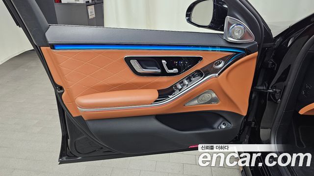 Mercedes-Benz S-Class 2022 — photo 14