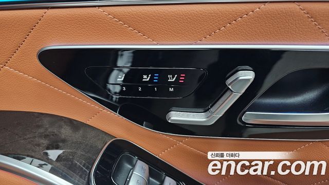 Mercedes-Benz S-Class 2022 — photo 30