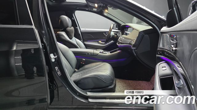 Mercedes-Benz S-Class 2018 — photo 11