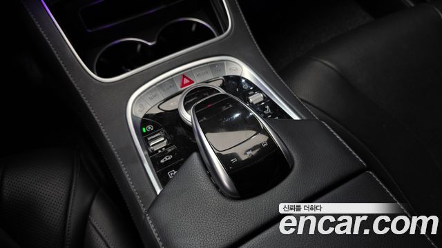 Mercedes-Benz S-Class 2018 — photo 17