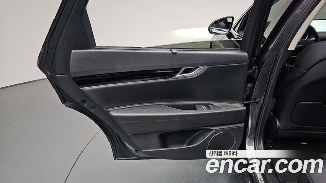 Genesis G80 2021 — photo 15
