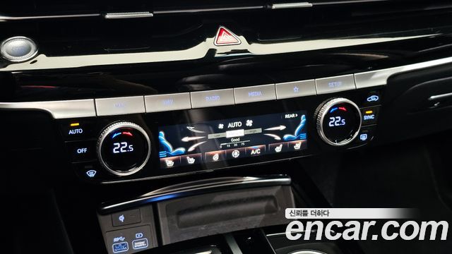 Genesis G80 2021 — photo 27