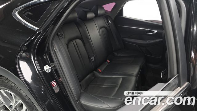 Hyundai Sonata 2020 — photo 18