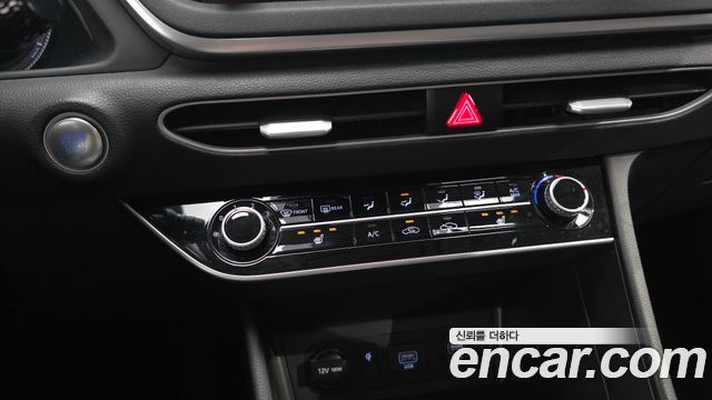 Hyundai Sonata 2020 — photo 23