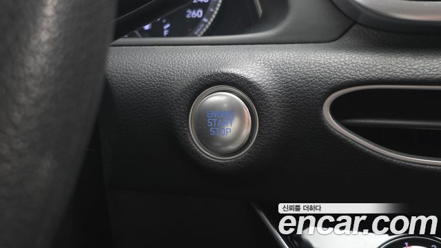 Hyundai Sonata 2020 — photo 27
