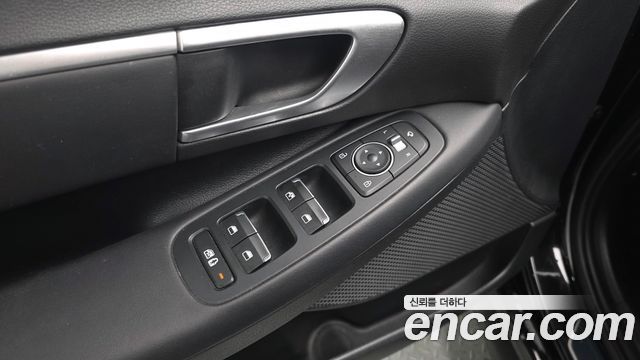 Hyundai Sonata 2020 — photo 28