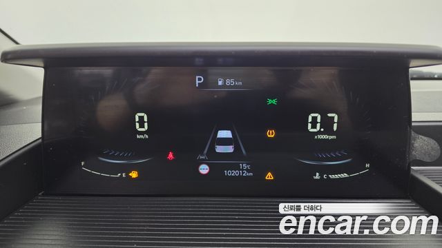 Hyundai Staria 2022 — photo 8