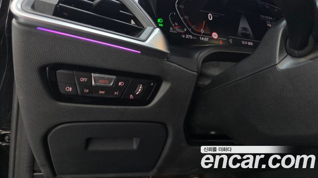 BMW 4-Series 2022 — photo 28