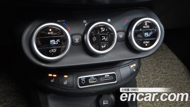 Fiat 500X 2016 — photo 26