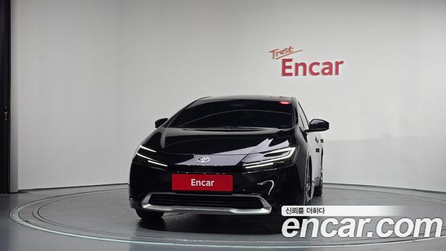 Toyota Prius 2024 — photo 3