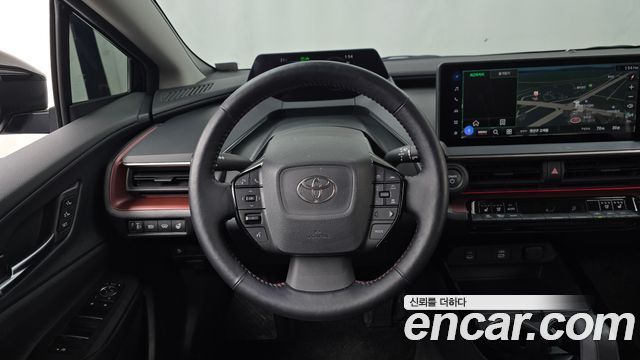Toyota Prius 2024 — photo 13