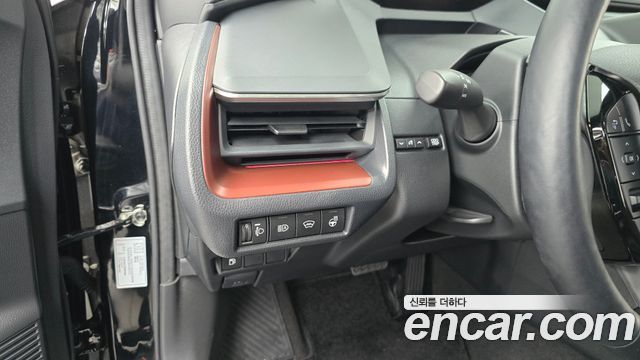 Toyota Prius 2024 — photo 19