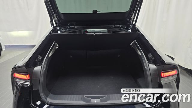 Toyota Prius 2024 — photo 20