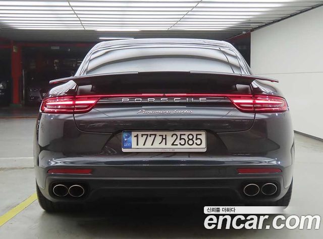 Porsche Panamera 2017 — photo 3