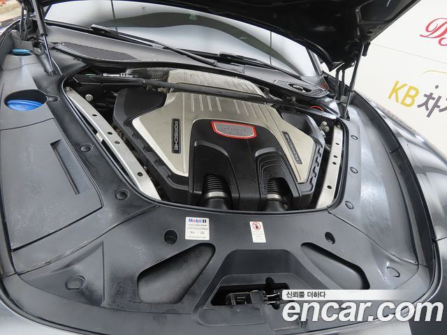 Porsche Panamera 2017 — photo 19
