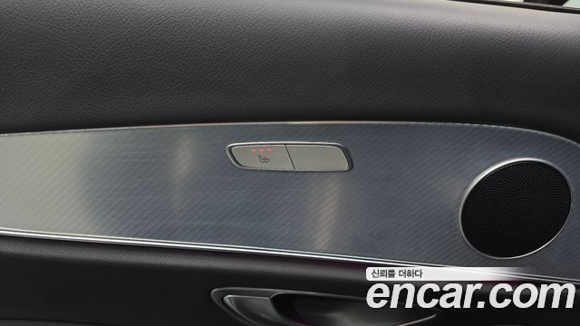 Mercedes-Benz E-Class 2020 — photo 27