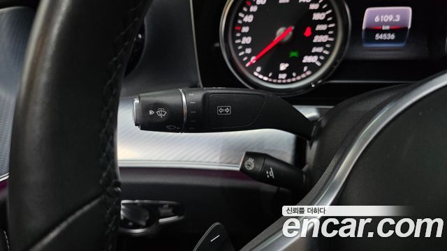 Mercedes-Benz E-Class 2020 — photo 30