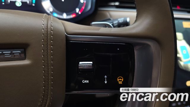 Land Rover Range Rover 2023 — photo 30