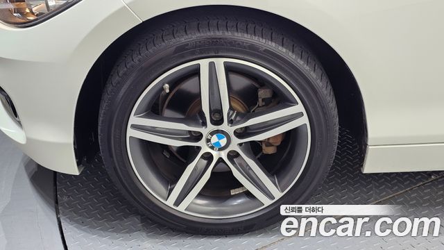 BMW 1-Series 2018 — photo 5