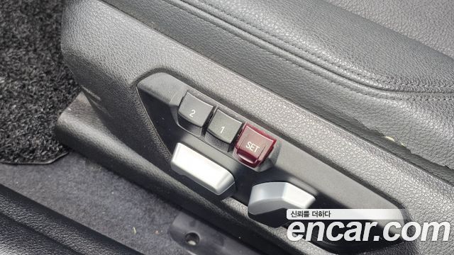 BMW 1-Series 2018 — photo 19